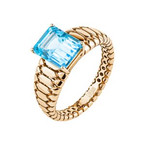 Кольцо из красного золота 585 с топазом, ср. вес 3,88г